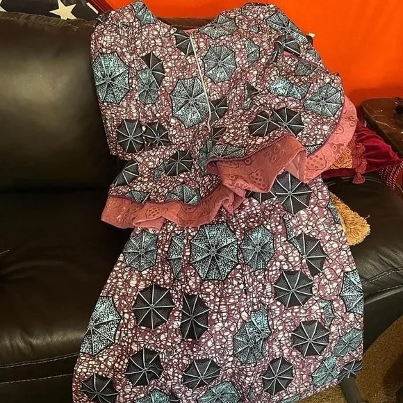 Unique - Picture 8 of 16